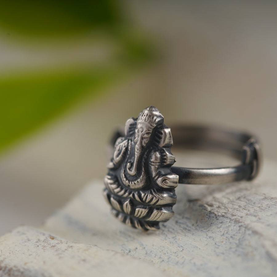 Beautifuly crafted Sorahatte Ganesha white muga ring of 22ct gold with... |  TikTok